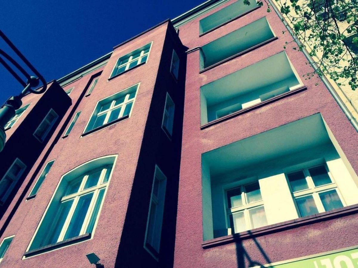 Hotel 103