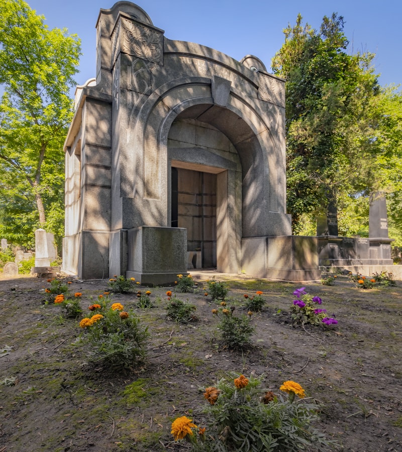 The Holtzer Family Crypt