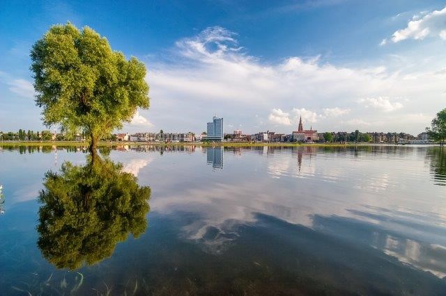 Zimska luka / Winter Harbour (Hotel Osijek)