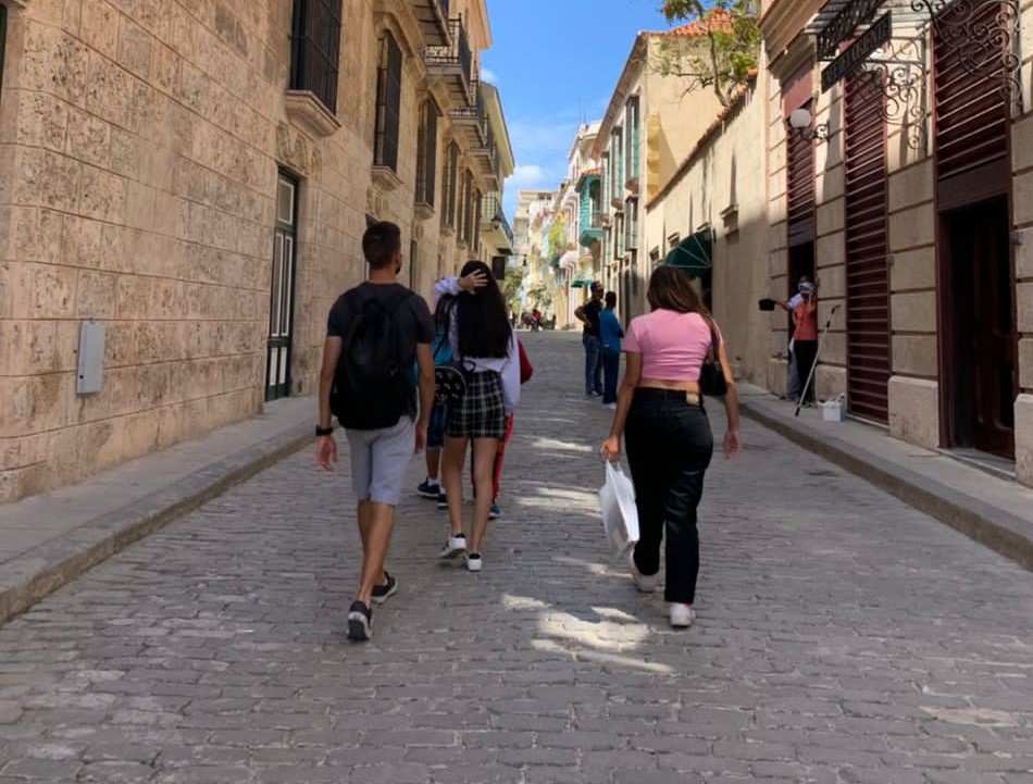 Walking Jewish Tour in Havana