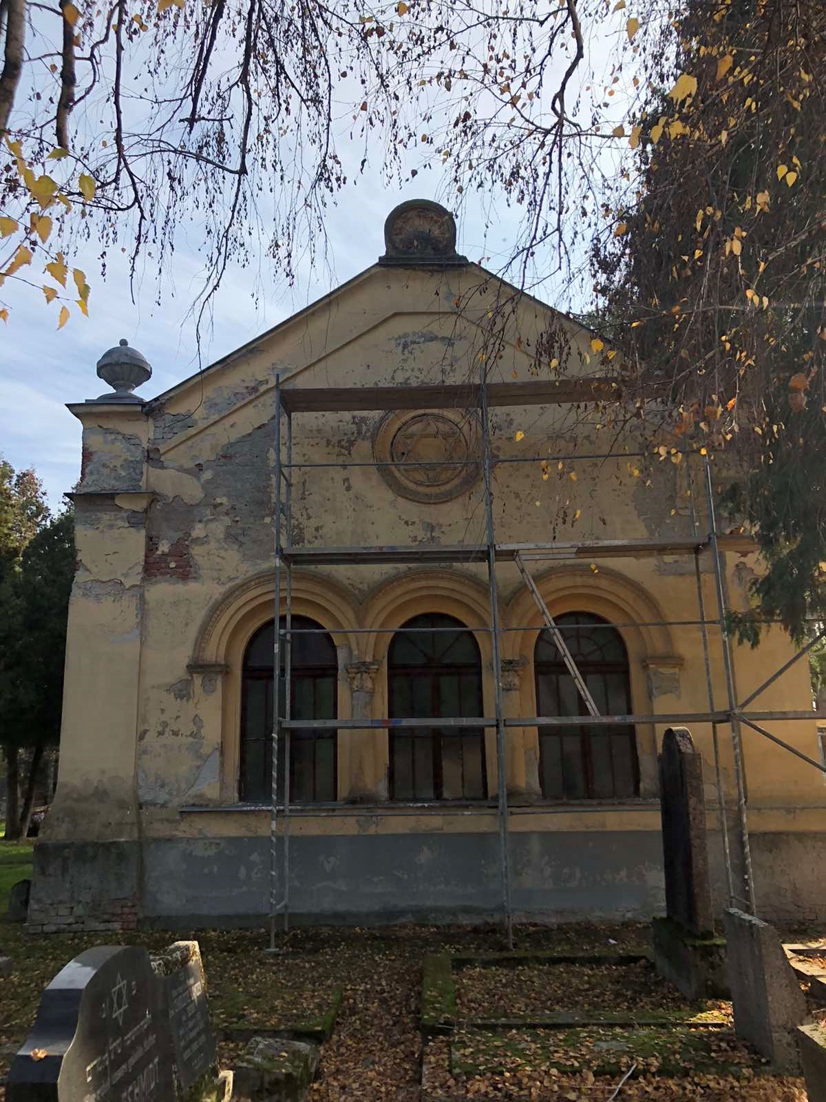 Osijek Jewish Cemeteries Tour