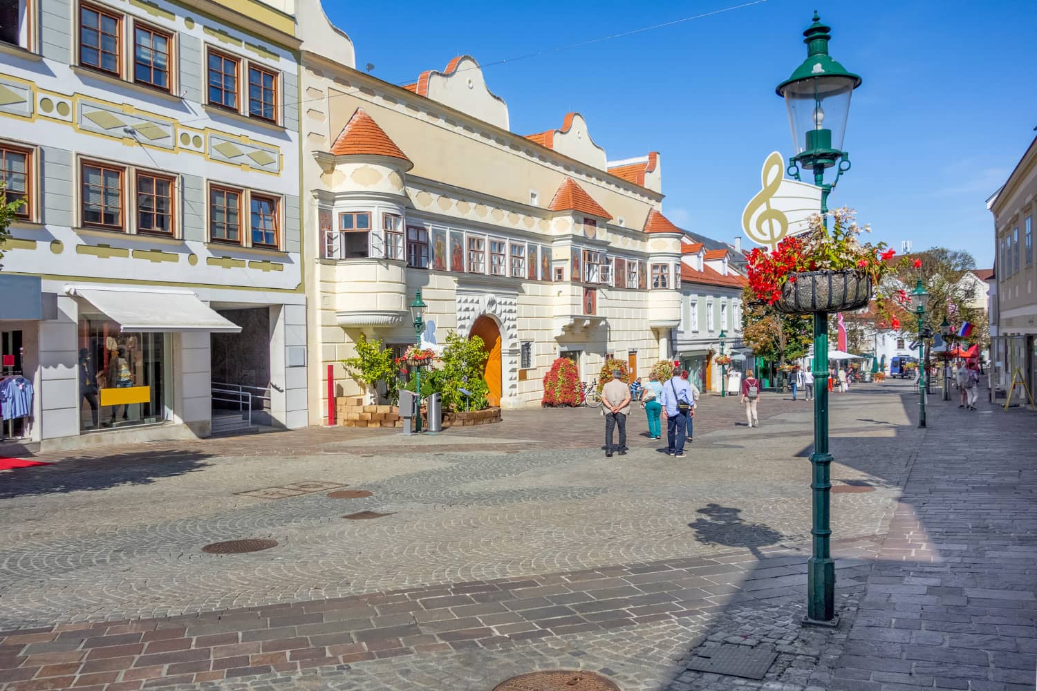 Jewish Quarter and Museum Group Tour