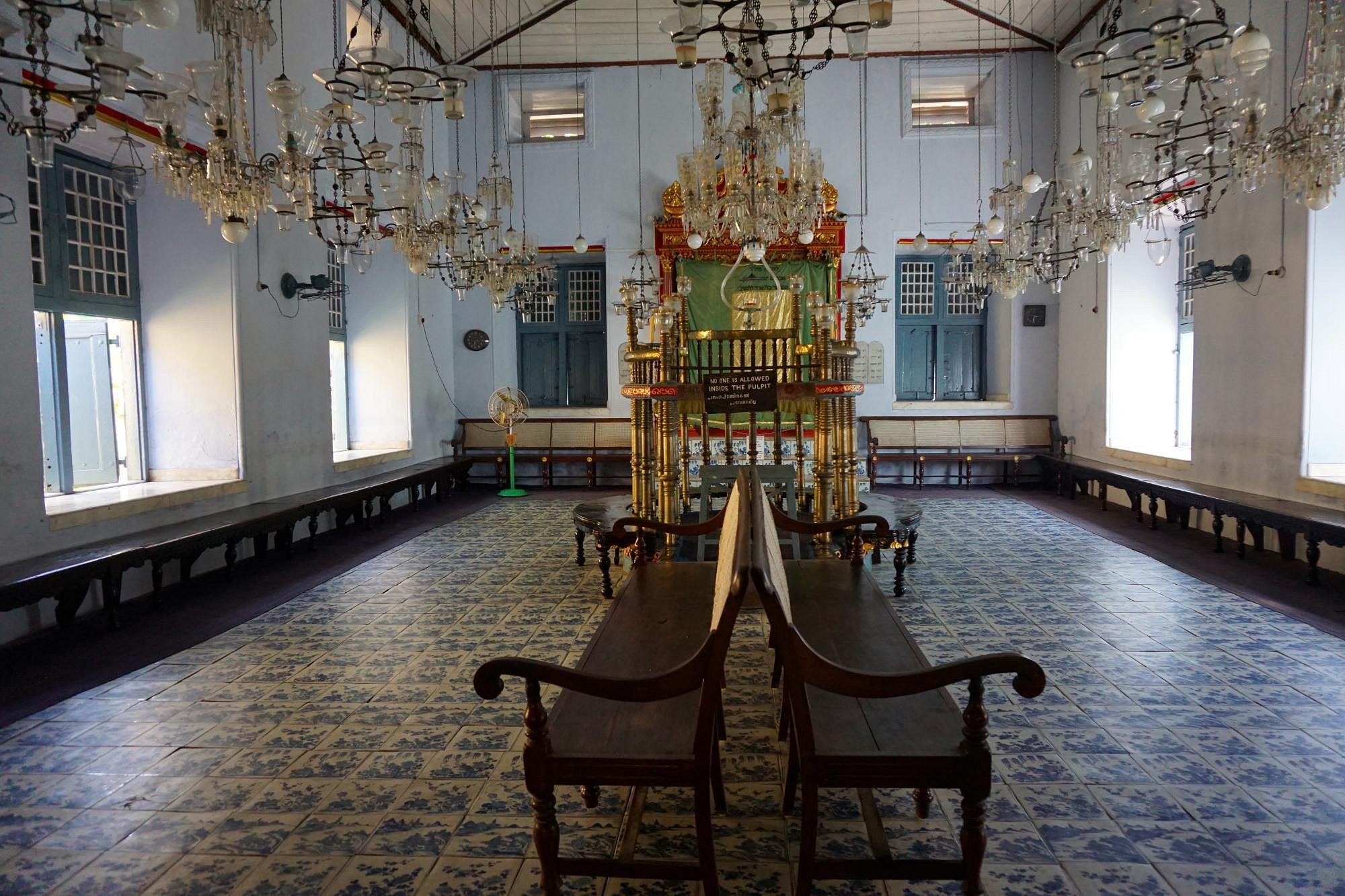 paradesi synagogue in kochi india